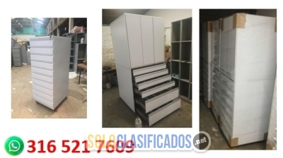 COLUMNA MÉDICA CAJONERA PARA LÍQUIDOS... 