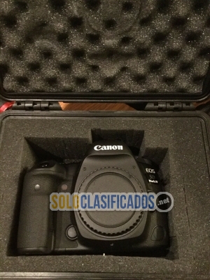 Canon EOS 5D Classic Camera-28-135mm Ultrasonic Lens-Filters-Flas... 
