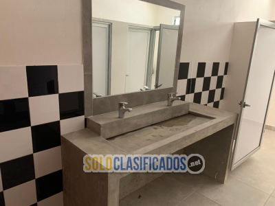 Se vende amplio local comercial ubicado justo en el cruce de 27 d...