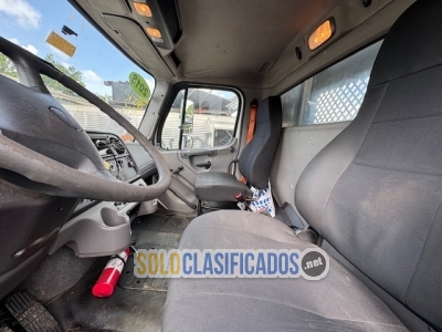 Solo Clasificados - 2018 FREIGHTLINER M2 26FT REEFER BOX TANDEM AXLE - imagen: 6