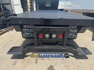 Solo Clasificados - 2018 FREIGHTLINER M2 26FT REEFER BOX TANDEM AXLE - imagen: 4