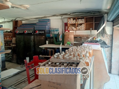 Solo Clasificados - Venta de local 166mts2 con licorería en su interior higuerote - imagen: 5