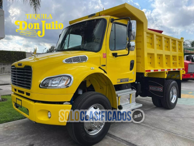 EN VENTA CAMION DE VOLTEO OPERATIVO FREIGHTLINER 2011... 