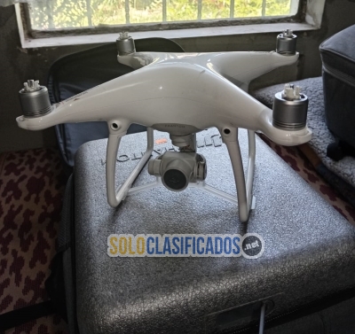 Venta de Drone DJI Phantom 4 Pro  Funcionando al 100% viene con t... 