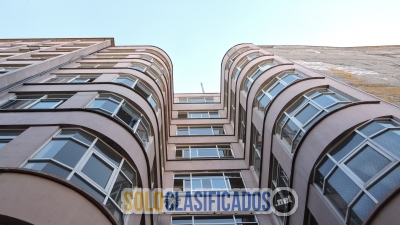 Solo Clasificados - Reúnete con Éxito: Sala de Juntas Lista para Usarse - imagen: 1