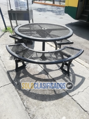 MESA PARA REUNIONES FAMILIARES O CON AMIGOS... 