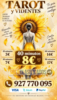 Tarotistas de verdad al otro lado del teléfono, de día y de madru...