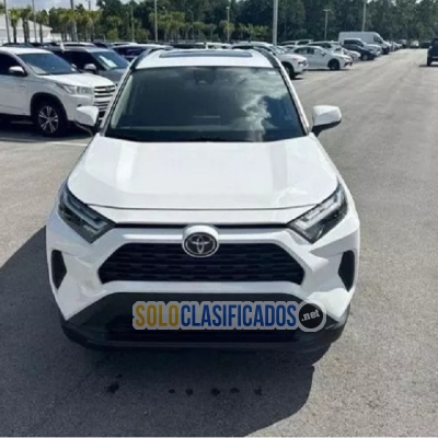 Toyota RAV4 2022 XLE Full options + Extras... 