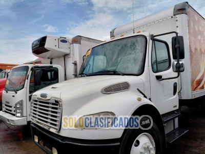 2005 FREIGHTLINER M2 20FT DRY BOX STOCK 1735 FOR SALE... 