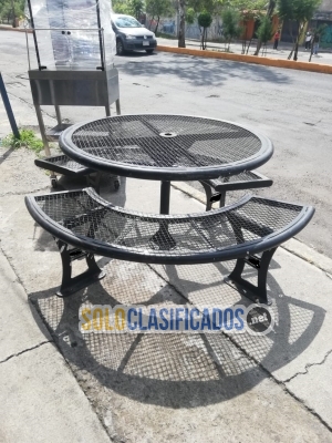 MESA PARA REUINONES O PARA JARDIN... 