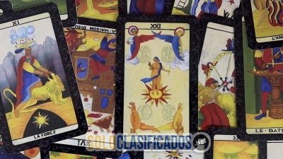 TAROT  ¿CÓMO TENER ESA PERSONA A TUS PIES?... 